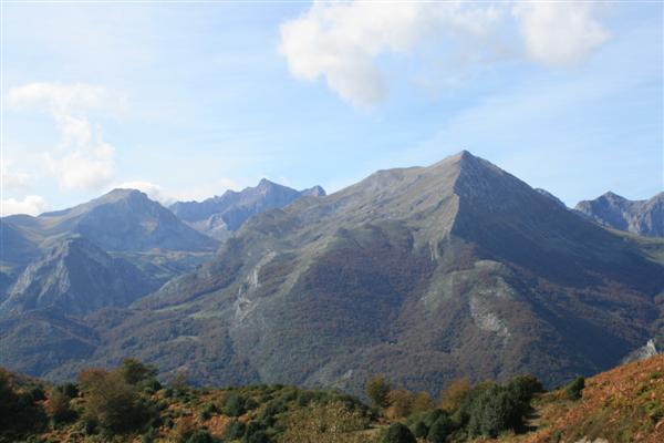 Fariñentu, Fontanes y Güertu´l Diablu desde Fullascu