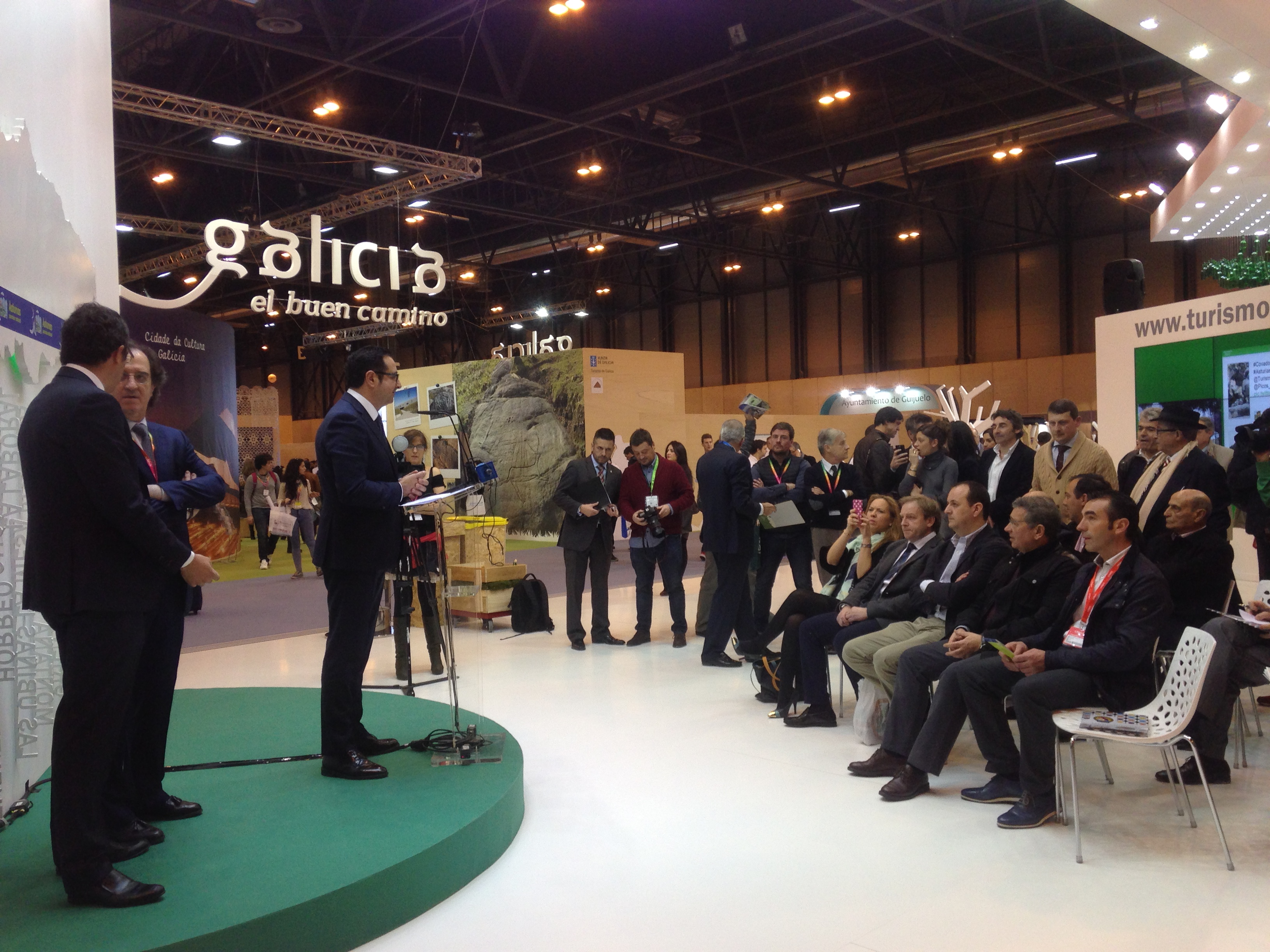 Presentación Vuelta en Fitur